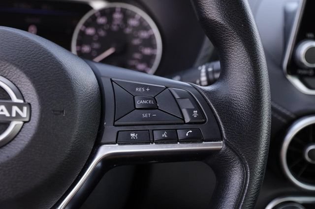 Used 2024 Nissan Sentra SV FWD image 12