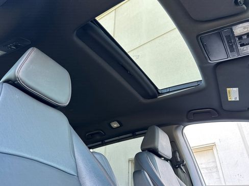 Used 2025 Honda Odyssey Sport-L image 15