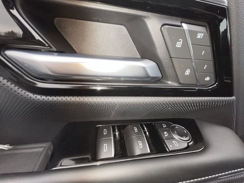 New 2025 GMC Sierra EV Denali image 28