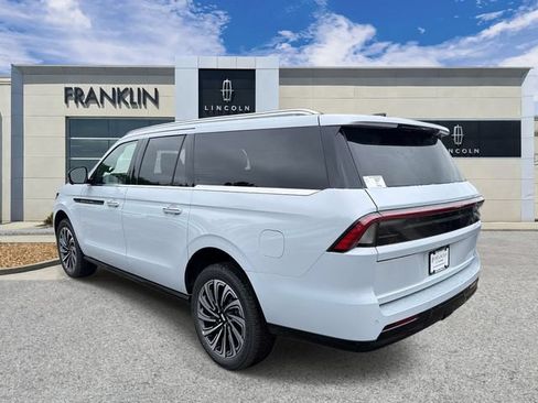 New 2026 Lincoln Navigator L Black Label AWD/4WD image 5
