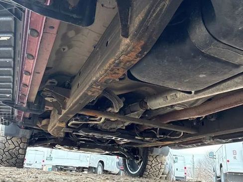 Used 2021 GMC Sierra 1500 AT4 w/ AT4 Premium Package image 8