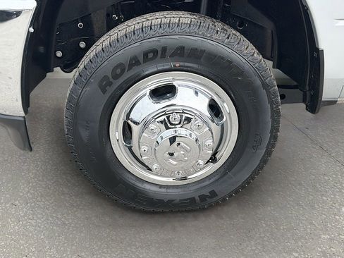 New 2026 RAM 3500 Tradesman w/ Chrome Appearance Group A image 37