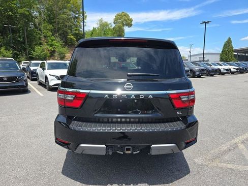 Used 2022 Nissan Armada SL w/ Captain's Chairs Package AWD/4WD image 4