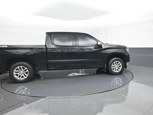 Used 2024 Chevrolet Silverado 1500 LT AWD/4WD image 4