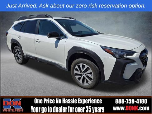 Used 2025 Subaru Outback Premium AWD/4WD image 1