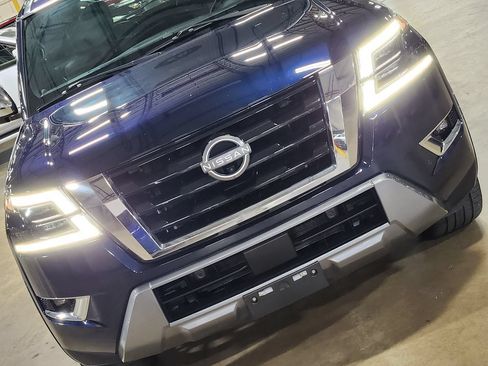 Used 2023 Nissan Armada Platinum w/ Captain's Chairs Package RWD image 19