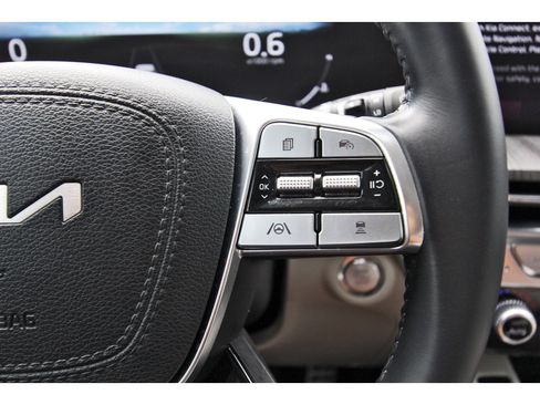 Certified 2024 Kia Telluride SX FWD image 21