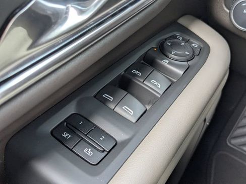 Used 2021 Chevrolet Tahoe LT RWD image 21