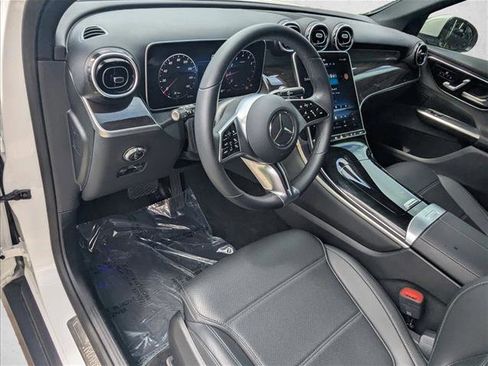 Used 2026 Mercedes-Benz GLC 300 4MATIC image 10