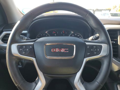 Used 2023 GMC Acadia SLT image 23