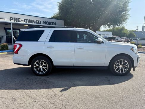Used 2020 Ford Expedition XLT w/ Equipment Group 201A RWD image 2