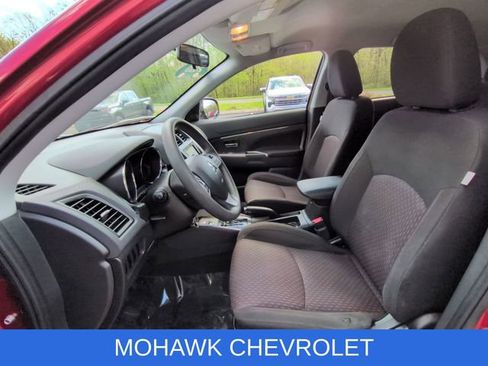 Used 2019 Mitsubishi Outlander Sport ES AWD/4WD image 18