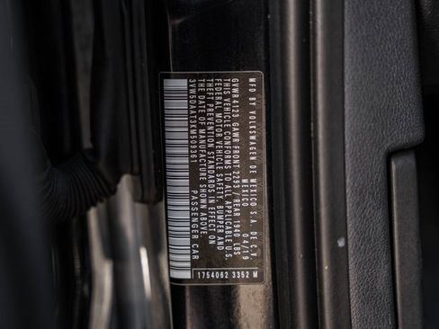 Used 2019 Volkswagen Beetle 2.0T Final Edition SEL image 37