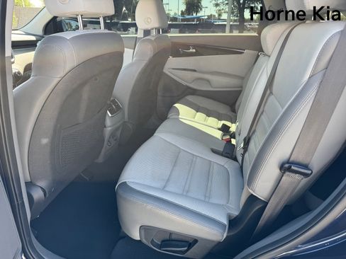 Used 2020 Kia Sorento SX image 13