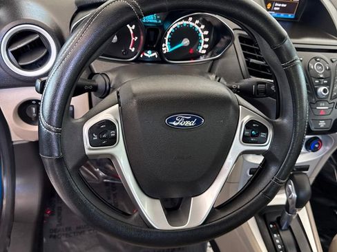 Used 2018 Ford Fiesta SE FWD image 12