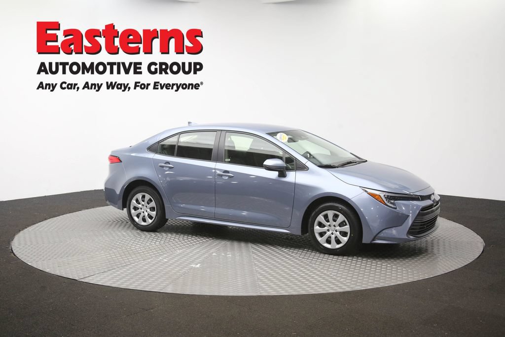 Used 2025 Toyota Corolla LE FWD image 42