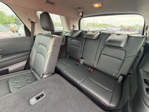 New 2026 Nissan Pathfinder Platinum w/ Cargo Package AWD/4WD image 23