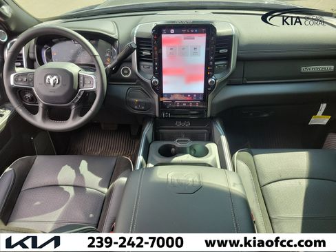 Used 2026 RAM 2500 Laramie AWD/4WD image 14