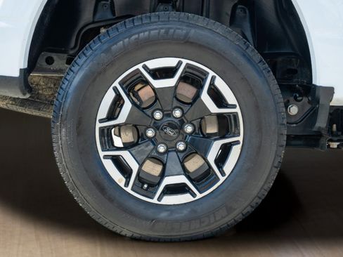 Used 2022 Ford F150 Lightning Pro image 32