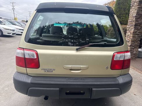 Used 2001 Subaru Forester L image 4