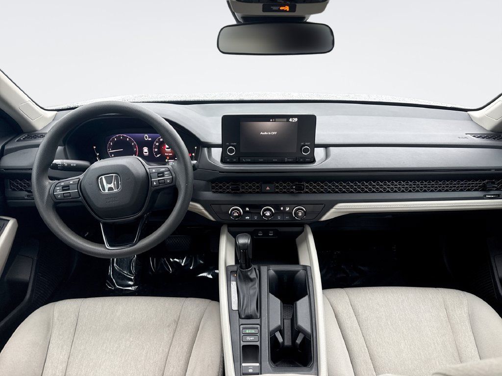 Used 2023 Honda Accord LX image 22