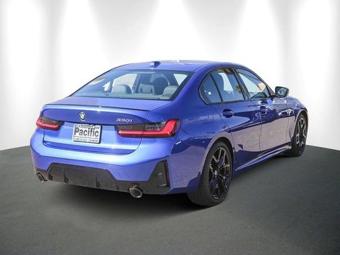 New 2026 BMW 330i Sedan w/ M Sport Package RWD image 6