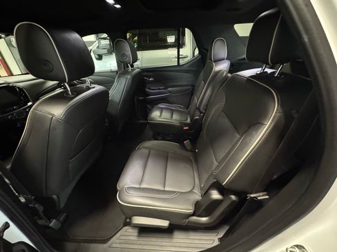 Used 2023 Chevrolet Traverse Premier w/ Redline Edition AWD/4WD image 12