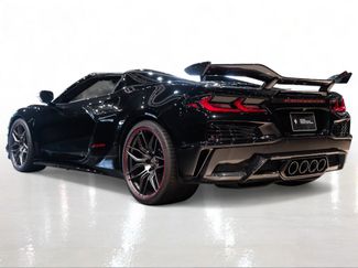 Used 2025 Chevrolet Corvette Z06 w/ Z07 Performance Package RWD video 2