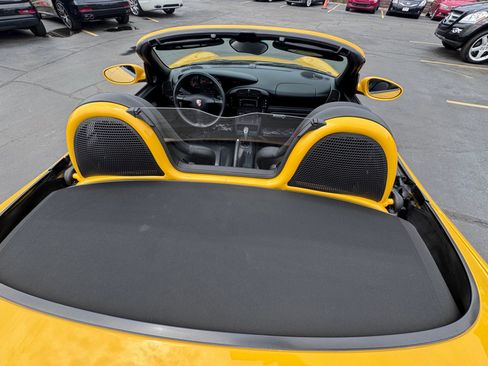 Used 2003 Porsche Boxster RWD image 11