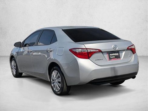 Used 2016 Toyota Corolla LE image 8