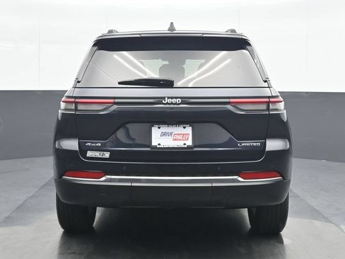Used 2023 Jeep Grand Cherokee Limited AWD/4WD image 5