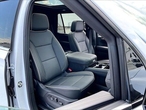 New 2026 Chevrolet Tahoe Premier w/ Sun And Tow Package AWD/4WD image 31
