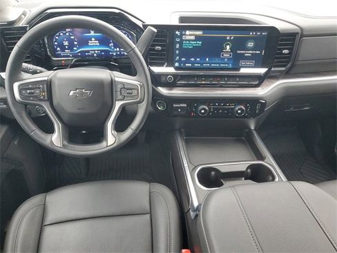 Certified 2025 Chevrolet Silverado 2500 LTZ w/ LTZ Plus Package image 11