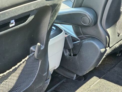 Used 2020 Chrysler Pacifica Limited w/ Tire & Wheel Group FWD image 30