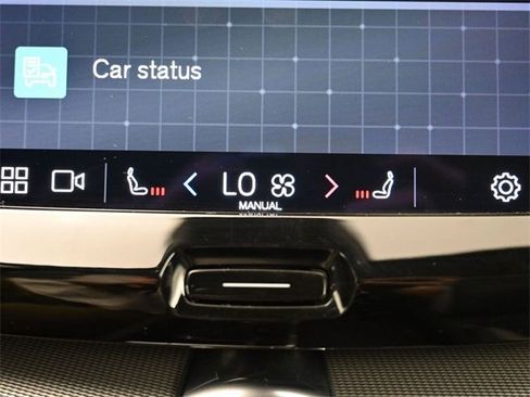 Used 2022 Volvo XC60 B6 R-Design w/ Protection Package Premier image 21