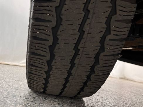 Used 2023 Ford Transit 250 Low Roof AWD w/ Exterior Upgrade Package image 30