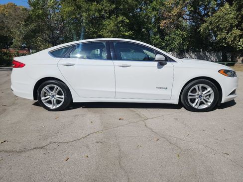Used 2018 Ford Fusion S image 10
