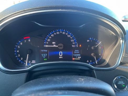 Used 2015 Cadillac SRX Luxury image 15