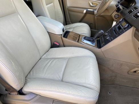 Used 2011 Volvo XC90 3.2 image 53