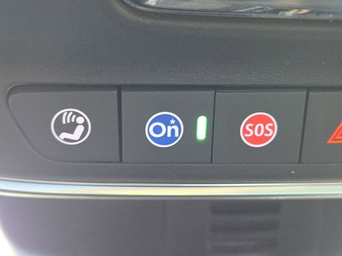 New 2026 GMC Acadia Denali Ultimate w/ LPO, Floor Liner Package image 40