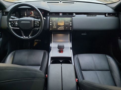 Used 2025 Land Rover Range Rover Velar Dynamic SE image 18