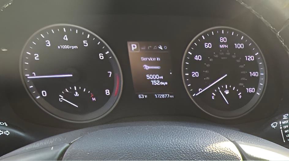 Used 2017 Hyundai Tucson Limited w/ Cargo Package AWD/4WD image 4