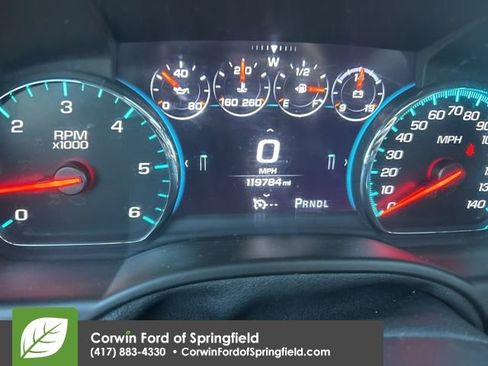 Used 2017 GMC Yukon XL SLT w/ Open Road Package image 11