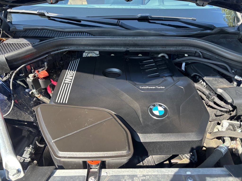 Used 2021 BMW X4 xDrive30i w/ M Sport Package AWD/4WD image 19
