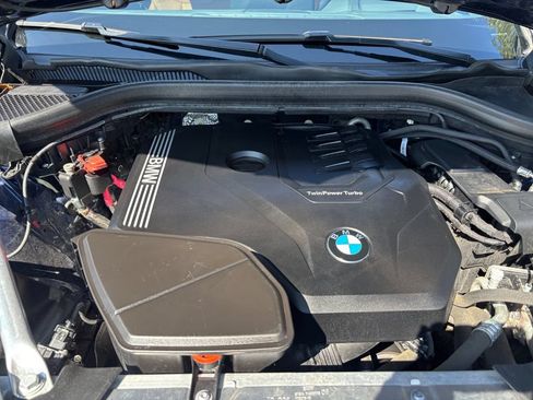 Used 2021 BMW X4 xDrive30i w/ M Sport Package AWD/4WD image 19