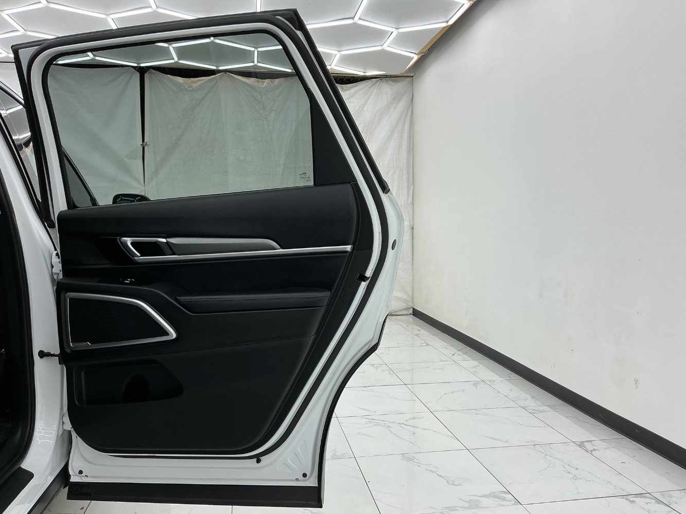 Used 2020 Kia Telluride S AWD/4WD image 25
