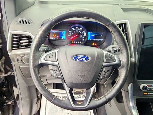 Used 2023 Ford Edge ST image 12