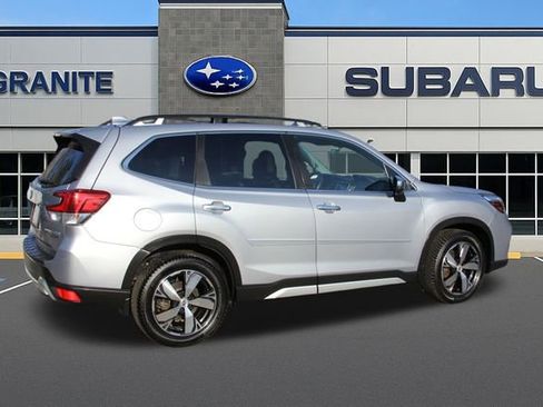 Used 2019 Subaru Forester Touring image 10
