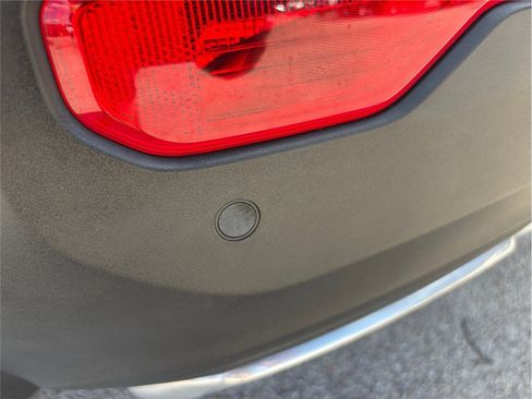 Used 2020 Volvo XC40 T5 Inscription w/ Protection Package image 16