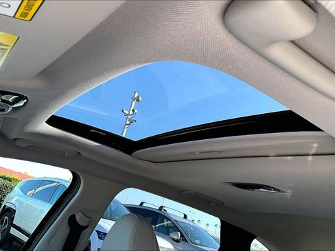 Certified 2025 Hyundai Tucson SEL image 12